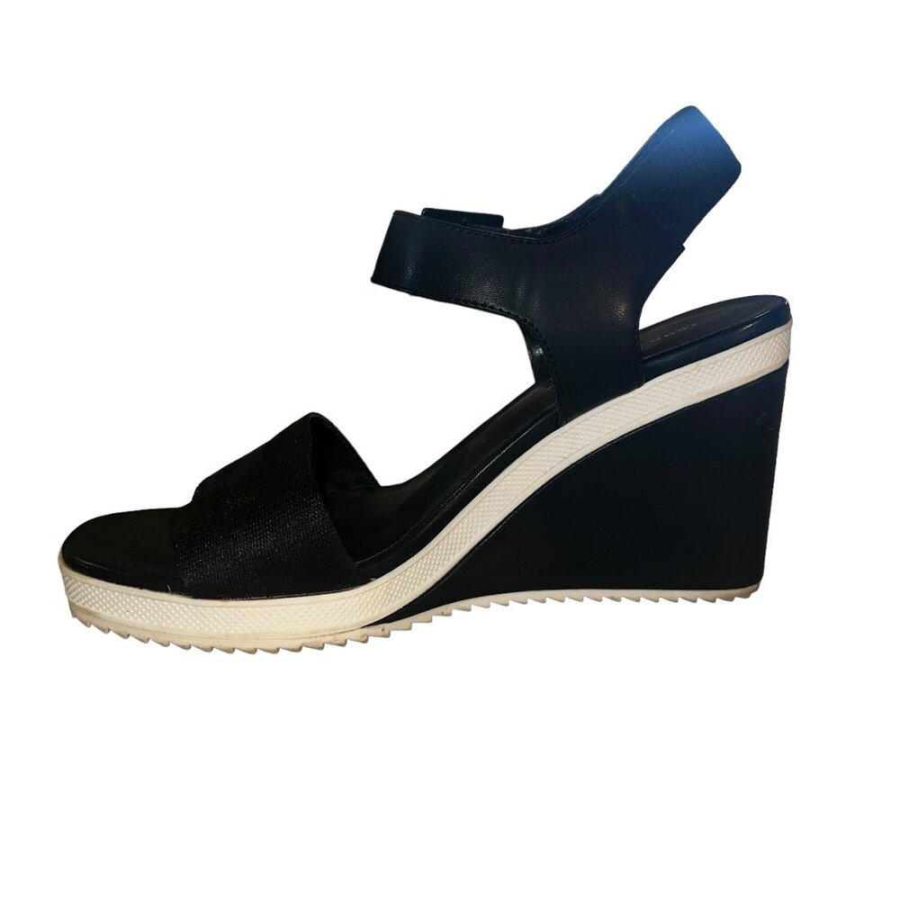 Super comfortable! Tommy Hilfiger Black & White Athleisure Wedge Size 7.5 - Picture 9 of 10